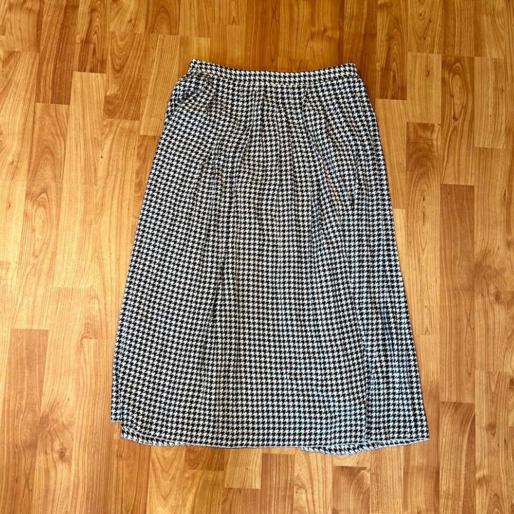 JCREW NWT Houndstooth pleated midi skirt